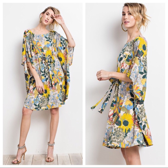 Dresses & Skirts - Floral Kaftan Dress
